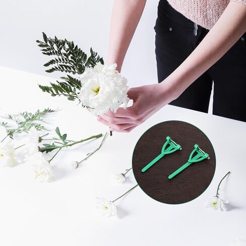 50 Pack Boutonniere Safety Pins, Plastic Triangle Corsage Safety Pins Wedding Brooch Corsage Pin Buttonhole Flowers Pins Green Boutonniere Pins Clips for Wedding Bride Groomsmen Men Brooch DIY Craft in Saudi Arabia