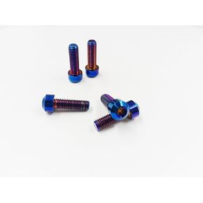 5 قطع TC4 من سبائك التيتانيوم المضادة للسرقة، براغي زهر البرقوق، مسامير لوحة الترخيص، براغي مقاومة للصدأ، غطاء صمام المحرك، براغي تلبيس البراغي، أدوات تثبيت ميكانيكية للجسم (أزرق، M6*15 مم) in Kuwait