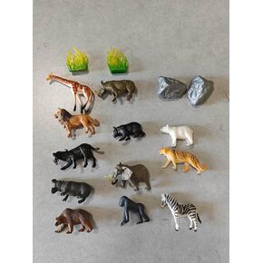 Animals Figures Toys Set, African Jungle Realistic Jumbo Wild Zoo Animals Figurines.
