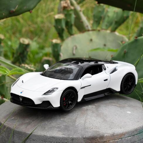 1/32 Maserati MC20 Alloy Model car, Model Toy with Pull Back Function, Toy car That Makes Sound and Bright Light, Model Toy for Collection, Gift for Kids (red) in Kuwait