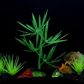 Fish Tank Decorations Aquarium Decorations Glowing Aquatic Plants Artificial Silicone Ornament with Glowing Effect for Fish Tank Landscape Decoration Betta Fish Tank Decor (D)