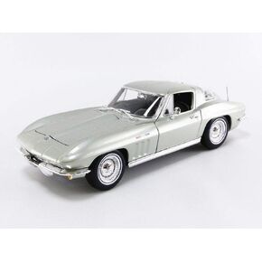 Maisto Chevrolet Corvette Stingray 31640s – 1965 – 1: 18 Scale – Silver