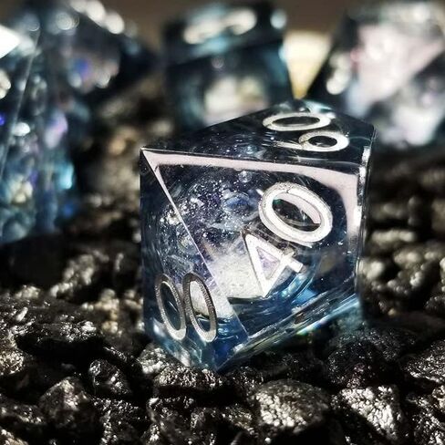 مجموعة نرد DND متعددة السطوح من الراتينج ذو الحافة الحادة من 7 قطع من Sage's Portal Souls Liquid Core للأبراج المحصنة والتنينات، نرد آر بي جي منضدية TTRPG (أرواح الشتاء) in Saudi Arabia
