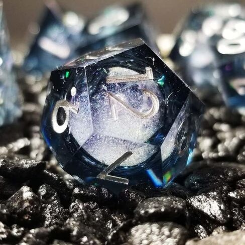 مجموعة نرد DND متعددة السطوح من الراتينج ذو الحافة الحادة من 7 قطع من Sage's Portal Souls Liquid Core للأبراج المحصنة والتنينات، نرد آر بي جي منضدية TTRPG (أرواح الشتاء) in Saudi Arabia