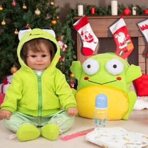 11 Pcs Reborn Baby Doll Clothes with Backpack Diapers Set for 18-22 Reborn Dolls Cute Green Frog Design Dolls Clothes Outfits Accessories in Kuwait