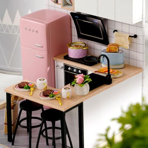 مجموعة مصغرة لبيت الدمى من Lannso DIY، مجموعة بيت الدمية مع غطاء مقاوم للغبار، ألعاب بيت الدمى الخشبية الصغيرة المصنوعة يدويًا كهدية للبالغين (QT27) in Kuwait