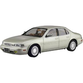 Aoshima Nissan JY32 Leopard J Ferie ’92 1:24 Scale Model Kit
