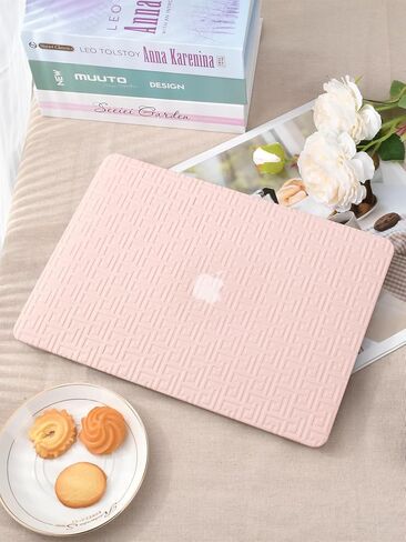 Seorsok متوافق مع حافظة MacBook Pro 13 بوصة A2338 M1 A2251 A2289 A2159 A1989 A1706، حافظة جلدية صلبة من البلاستيك المنحوت بدقة مع غطاء لوحة المفاتيح، وردي in Kuwait