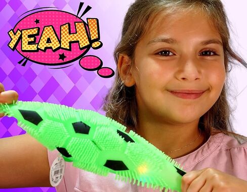 كرات ضغط كرة القدم المضيئة من JA-RU (كرتين متنوعتين) كرات حسية إسفنجية ذات طابع رياضي للأطفال. حقيبة هدايا عيد الميلاد لمستلزمات حفلات الكريسماس من Party Favor Fidget Pack. 6708-2س in Kuwait