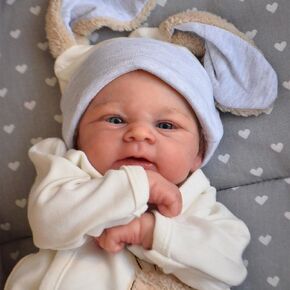 Pinky Reborn Baby Dolls 17 Inch Realistic Baby Doll Newborn Baby Doll Silicone Reborn Dolls Bebe Toy for Kids Age 3+