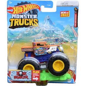 Hot Wheels Monster Trucks Bone Shaker - بالإضافة إلى سيارة Connect and Crash - 2022 Comic Book Crashers