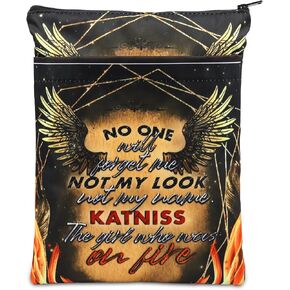 BWWKTOP رواية الجوع كم كتاب بيتا وهدايا رو، لن ينساني أحد، ليس مظهري، وليس اسمي. كاتنيس الفتاة التي كانت على النار سوزان غلاف الكتاب حامي الكتاب (لن يفعل أحد) in Kuwait