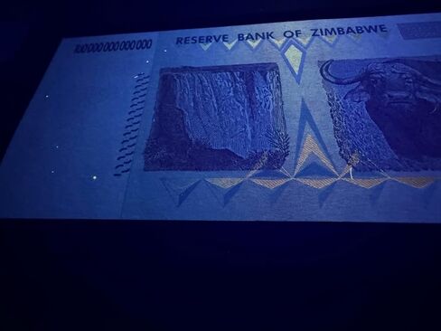 ورق تذكاري عام 100 تريليون، غير متداول، زيمبابوي، أزرق/أخضر، zim100000 in Saudi Arabia