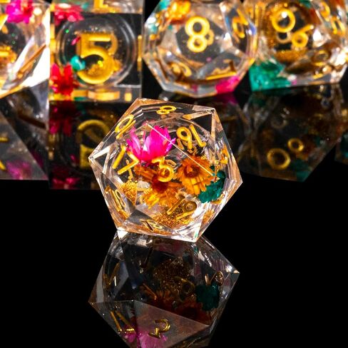 Liquid Core DND Dice Set, 7pcs Sharp Edge Dice for Role Playing Dungeons and Dragons Ttrpg with Gift Box, Handmade Resin D&D Dice RPG Role Playing Games Dice Set(Blue) in Saudi Arabia