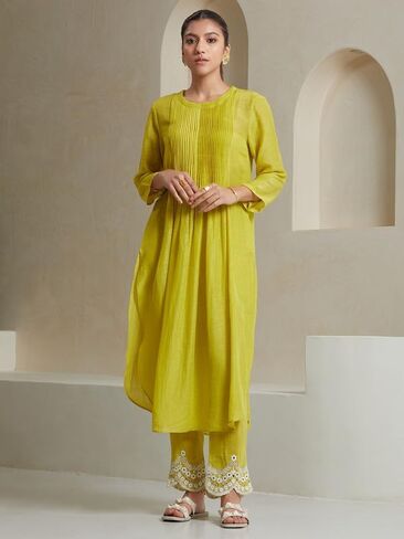 مجموعة كورتا بانت للنساء 3/4 كم ملابس عرقية هندية رقبة دائرية مطبوعة كورتي هندية للفتيات أصفر in Kuwait