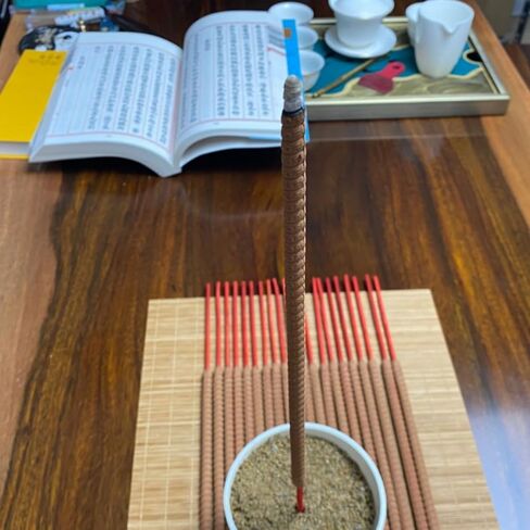 EngooBoly 23.6"(60CM) Big Long Sandalwood Incense Sticks Burns for Approx 12hours 15 Pack for The Spring Festival in Kuwait