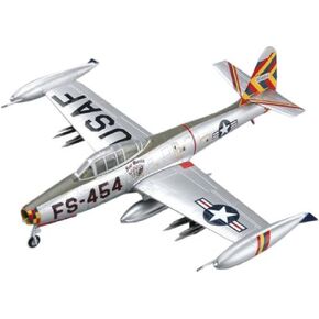 Easy Model F-84G Thunder Jet Four Queens/Olie Flown by Joe Davis, 58 FBG, Base Taegu, Summer 1953 Die Cast Aircraft