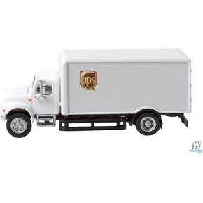 Walthers HO Scale International 4900 Single-Axle Box Van UPS (Cartage Service)