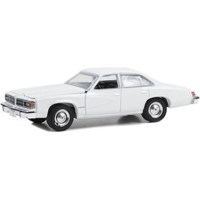 Greenlight 43014N Hot Pursuit - 1976-77 Pontiac Lemans Enforcer - White 1:64 Scale Diecast with Lightbar