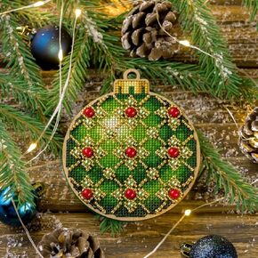 Wizardi Wonderland Crafts Cross-Stitch kit on Wood FLW-021