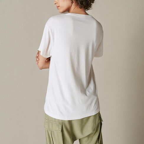 تي شيرت نسائي من Lucky Brand بتصميم Sundial Bouquest Boyfriend in Saudi Arabia