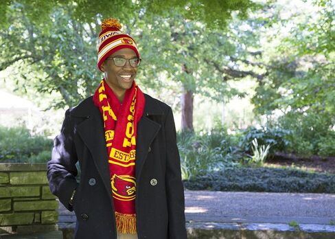 وشاح أعاصير ولاية أيوا - منسوج كلاسيكي من جامعة ولاية أيوا in Kuwait