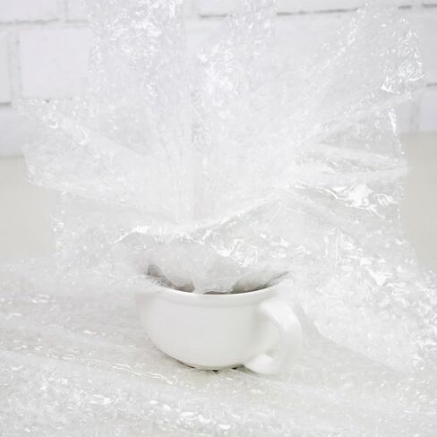 غلاف وسادة فقاعات من بازيك مقاس 30.48 سم × 152.4 سم، لفافة فقاعات هوائية مثقوبة كل 30.48 سم لتعبئة الشحن ونقل العناصر الهشة، عبوة واحدة in Saudi Arabia