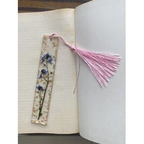 1x5.5 inch Handmade Bookmark Resin Floral with Dried Flowers