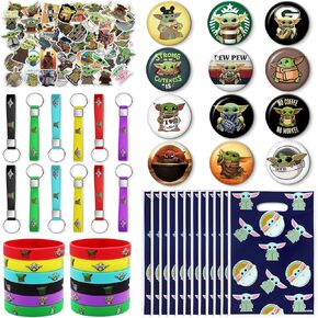 98 قطعة من لوازم حفلات أعياد الميلاد، مجموعة هدايا عيد ميلاد الطفل تتضمن 12 سوارًا و12 دبوس زر و12 سلسلة مفاتيح و12 حقيبة هدايا و50 ملصقًا in Kuwait