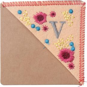 SOWAKA Embroidered Corner Bookmark Handmade Flower Felt Letter Triangle Bookmark Clips for Women Men Kids Adults Students Reading Book Protection (E)
