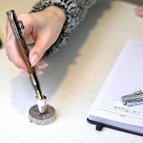 قلم حبر جاف بولت أكشن - أقلام رصاص (مجموعة من 2) مع عبوات ومشبك بندقية وحامل فضي - مقبض قلم من خشب الماهوجني والأبنوس - هدية للأب والصديق والزوج والقلم الفاخر in Kuwait