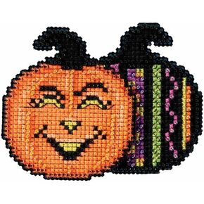 Pumpkin Patch Beaded Counted Cross Stitch Halloween Ornament Kit Mill Hill 2016 Autumn Harvest MH181622