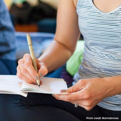 Sakura 30061 3-Piece Pigma Micron Blister Card Ink Pen Set, Black in Kuwait