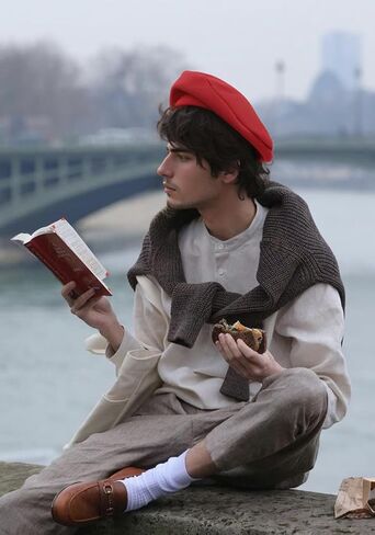 KUOIN Medieval Beret Cap Renaissance Festival Cosplay Hat for Women Men in Saudi Arabia