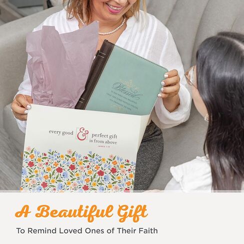 غطاء الكتاب المقدس الأنيق للنساء من Christian Art Gifts Blessed is She Luke 1:45، جلد صناعي أزرق فاتح، مقاس كبير in Kuwait