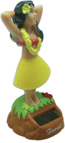 دمية هولا على لوحة القيادة تتظاهر بالطاقة الشمسية in Kuwait