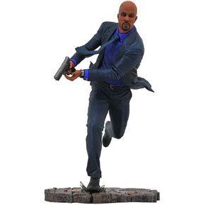DIAMOND SELECT TOYS John Wick Gallery: Cassian PVC Figure, Multicolor, 9 inches