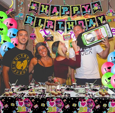 لوازم حفلات التسعينيات - مجموعة ديكورات حفلات العودة إلى التسعينيات، بما في ذلك لافتة عيد ميلاد سعيد، ودوامات معلقة، ورايات عناصر التسعينيات، والأطباق، والأكواب، والمناديل، وأدوات المائدة، ومفارش المائدة، والبالونات - تكفي 20 شخصًا in Kuwait