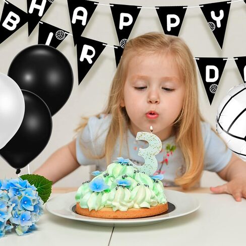 16 قطعة من زينة حفلات الكرة الطائرة، أعلام عيد ميلاد سعيد، بالونات ورقية للكرة الطائرة بالأبيض والأسود للكرة الطائرة للرياضة، لوازم حفلات أعياد الميلاد in Saudi Arabia