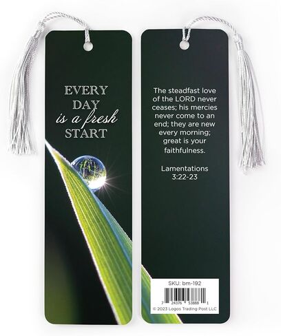 الإشارات المرجعية لآية الكتاب المقدس - عيد ميلاد سعيد، إشعياء 9: 6 - إشارة مرجعية مسيحية مع شرابة، مطبوعة على ورق متين مع غلاف بلاستيكي، إشارات مرجعية ملهمة للنساء والرجال in Kuwait