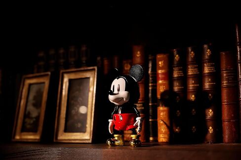 TAMASHII NATIONS - Disney - Super Change Mickey Mouse feat. Kunio Okawara Chogokin Figure in Saudi Arabia