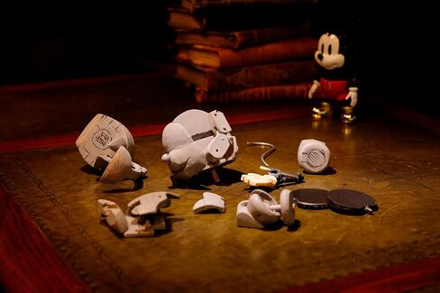 TAMASHII NATIONS - Disney - Super Change Mickey Mouse feat. Kunio Okawara Chogokin Figure in Saudi Arabia