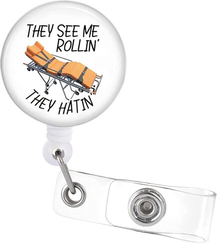 شارة بكرة قابلة للسحب مع مشبك التمساح المستجيب الأول حامل شارة الإسعاف للمسعف EMT عامل المكتب الطبي اسم معرف ديكور in Kuwait