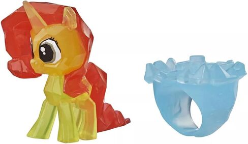 هدايا حفلات ماي ليتل بوني للأطفال - حزمة من 6 حقائب مخفية ذات حلقات كاشفة الألوان بالإضافة إلى المزيد من مستلزمات الحفلات للفتيات in Kuwait