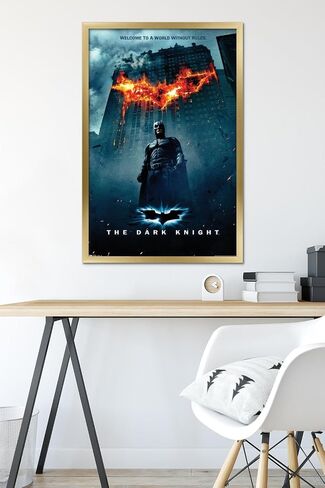 فيلم Trends International DC Comics - The Dark Knight - ملصق حائط بشعار باتمان على النار، مقاس 22.375 بوصة × 34 بوصة، نسخة بإطار ذهبي in Saudi Arabia