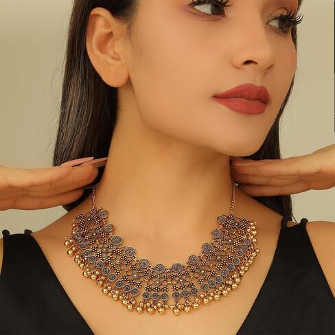 Rhinestone Jewelry Sets Indian Choker Necklace Earrings Pearl Cluster Statement Necklace Set in Red or Green Tone for Women in Kuwait