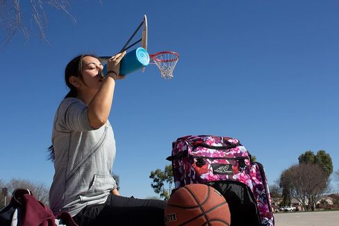Basketball backpack with basketball holder-volleyball backpacks-soccer backpack for women in Saudi Arabia