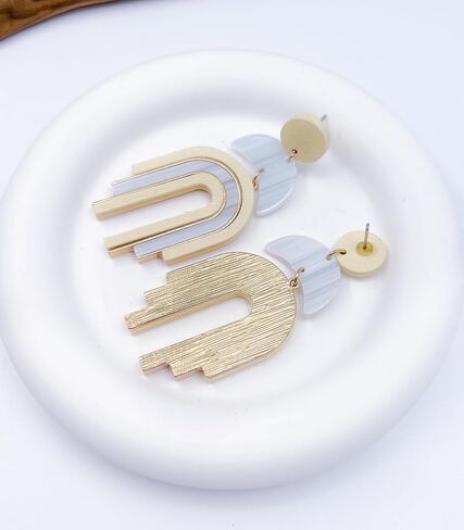 Ozel - Natural Wooden Acrylic Boho Drop Dangle Earrings for Women - Geometric Statement Jewellery - Brown, Black, Magent Red, Olive Green, White beige in Kuwait