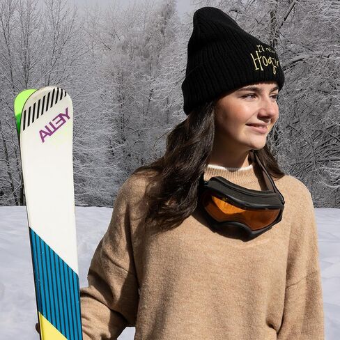 الجدة الشتاء قبعة in Kuwait