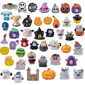 43 PCS Mini Resin Figures Bulk Christmas Tiny Resin Animals Ornaments Figures Children's Garden Toys to Hide Snowman Tree Miniatures for Party Favors Bag Fillers Dollhouse Decor (43P-Christmas)